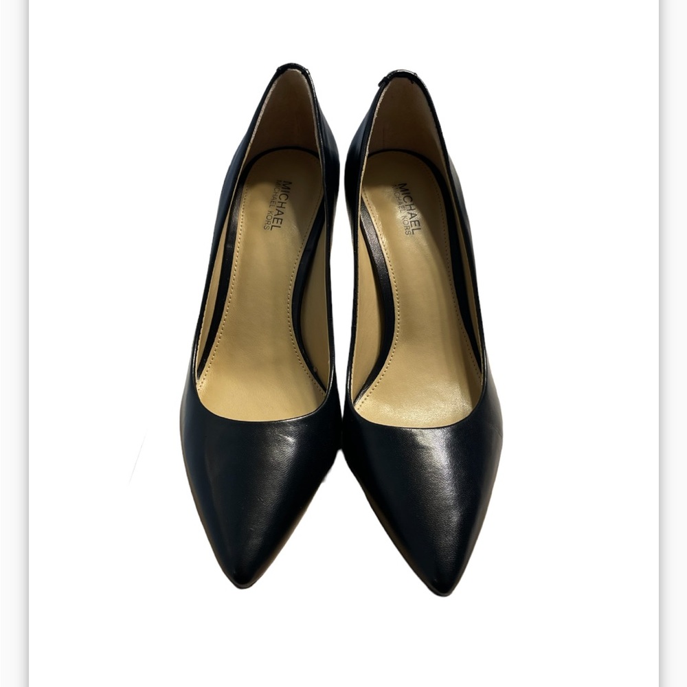 MK Flex Black Mid Pumps